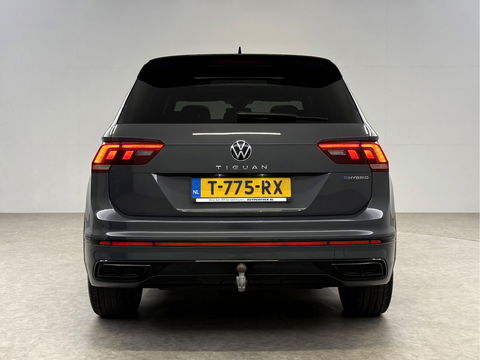 Volkswagen Tiguan 1.4 TSI eHybrid R-Line | SOH 99% | Pano | Sfeer | Adap. Cruise | Virtual | Stoel/Stuur verw. | Trekh. | Camera | Carplay