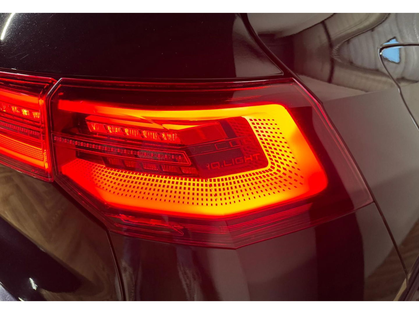 Volkswagen Golf 2.0 TSI 4Motion R PANO KEYLESS HUD