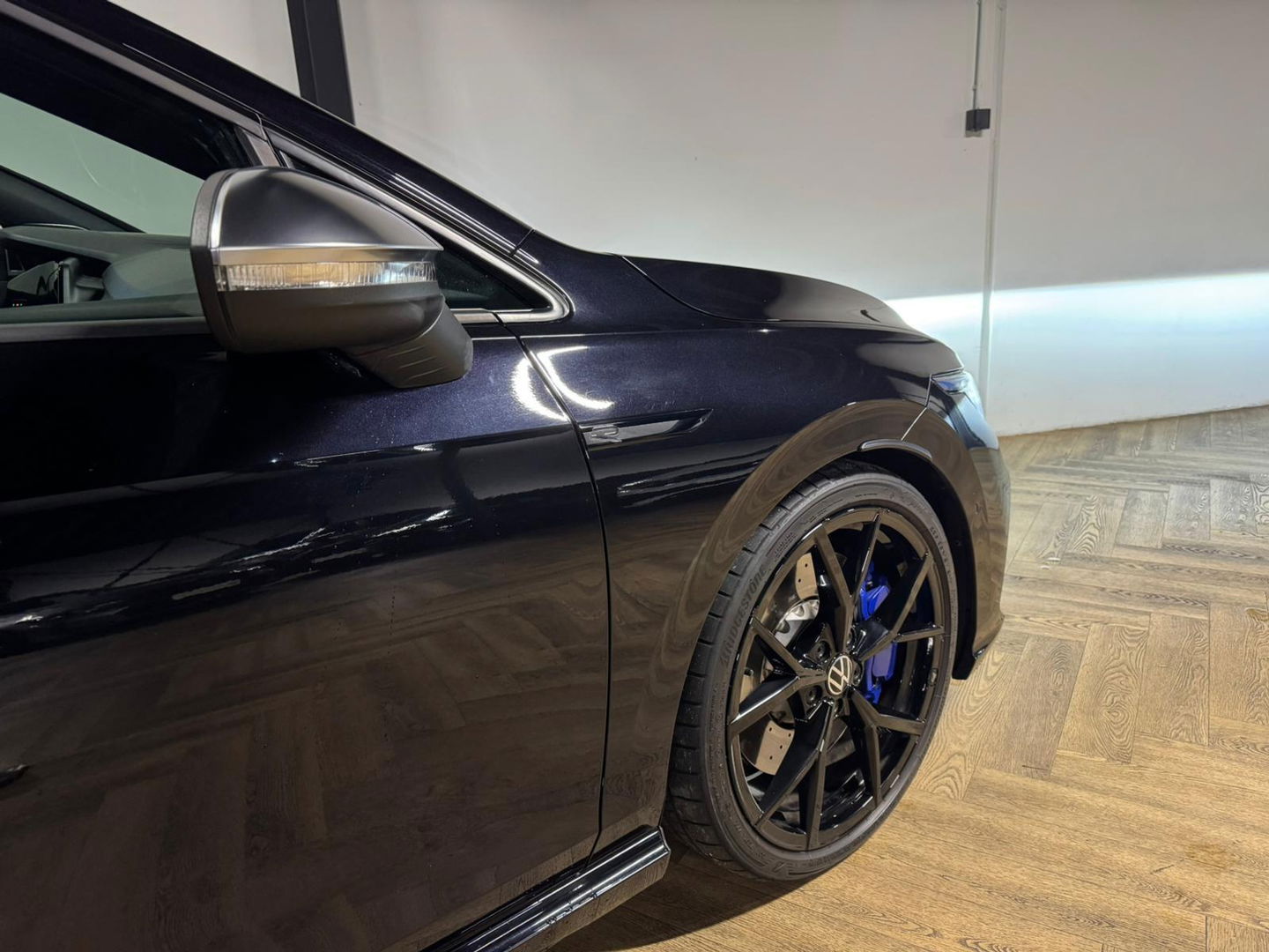 Volkswagen Golf 2.0 TSI 4Motion R PANO KEYLESS HUD