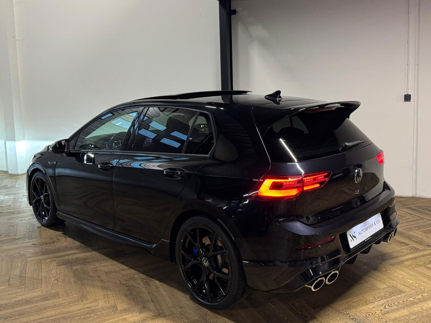 Volkswagen Golf 2.0 TSI 4Motion R PANO KEYLESS HUD