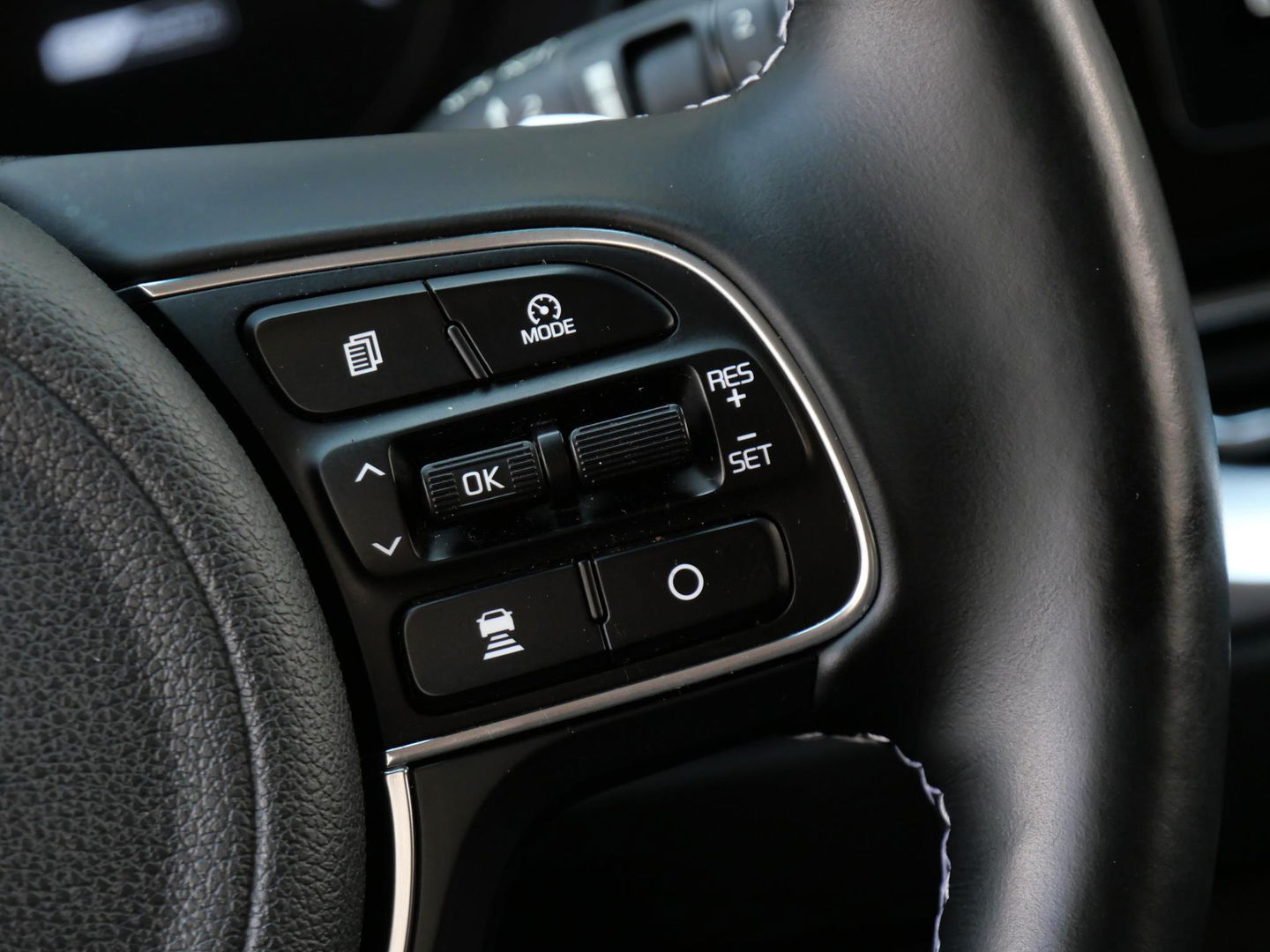 Kia e-Niro 64kWh/ 3-FASE/ SOH 100%/ EXECUTIVELINE/ TREKHAAK