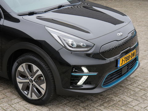 Kia e-Niro 64kWh/ 3-FASE/ SOH 100%/ EXECUTIVELINE/ TREKHAAK