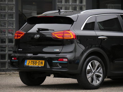 Kia e-Niro 64kWh/ 3-FASE/ SOH 100%/ EXECUTIVELINE/ TREKHAAK