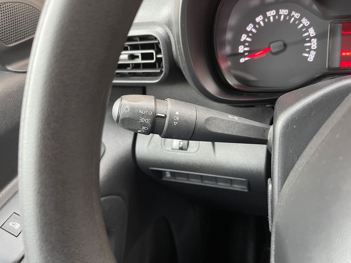 Citroën Berlingo 1.5 BlueHDI Control | Origineel Nederlands | Nap | Automatische Verlichting | Radio | Bluetooth | Start/Stop |