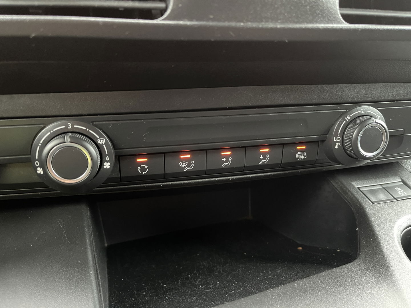 Citroën Berlingo 1.5 BlueHDI Control | Origineel Nederlands | Nap | Automatische Verlichting | Radio | Bluetooth | Start/Stop |