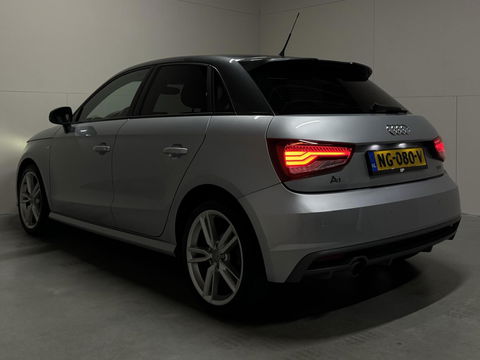 Audi A1 Sportback 1.0 TFSI S-line Airco Navi Cruise PDC
