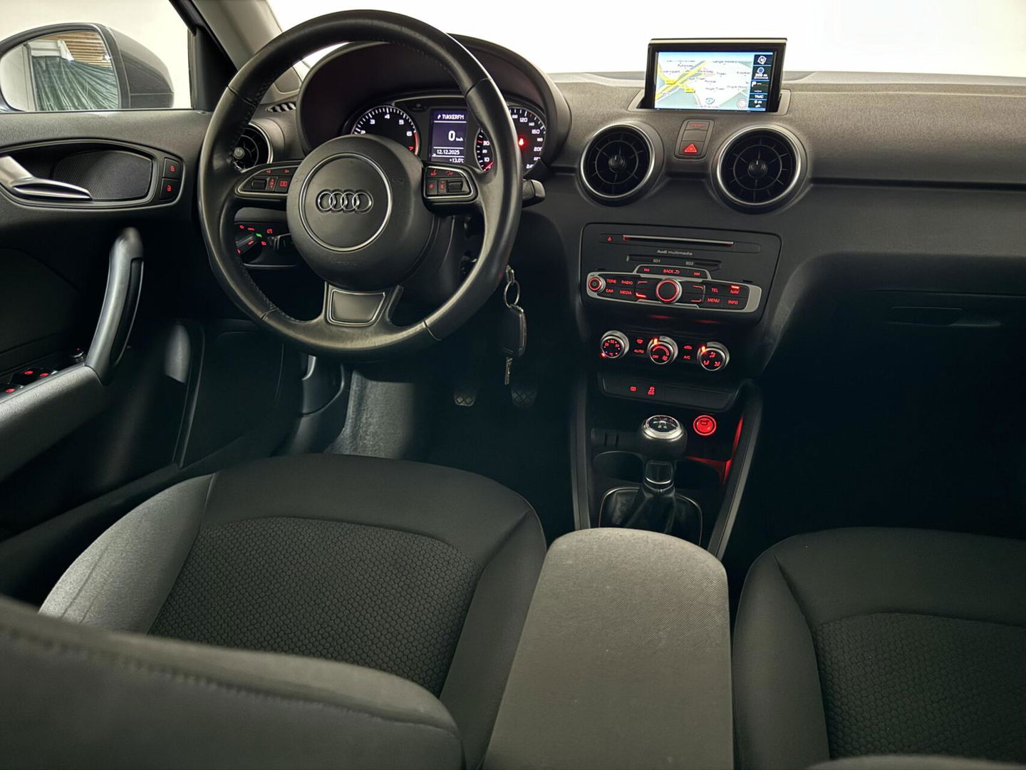 Audi A1 Sportback 1.0 TFSI S-line Airco Navi Cruise PDC