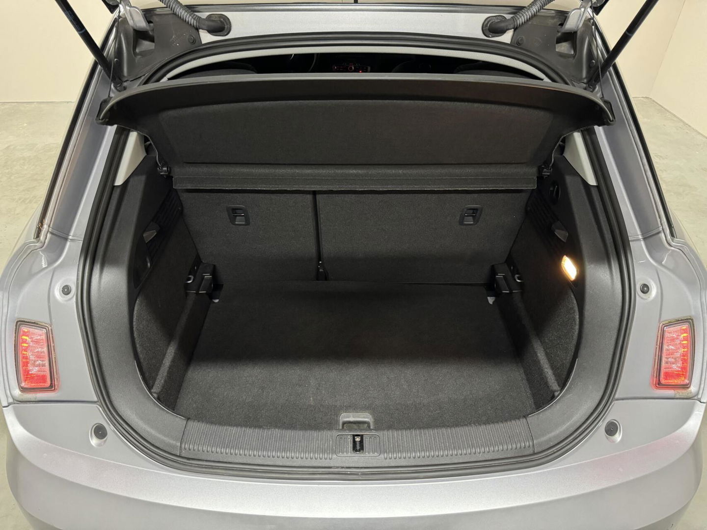 Audi A1 Sportback 1.0 TFSI S-line Airco Navi Cruise PDC