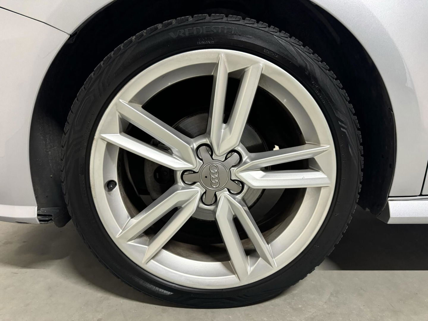 Audi A1 Sportback 1.0 TFSI S-line Airco Navi Cruise PDC