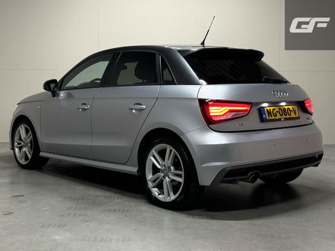Audi A1 Sportback 1.0 TFSI S-line Airco Navi Cruise PDC