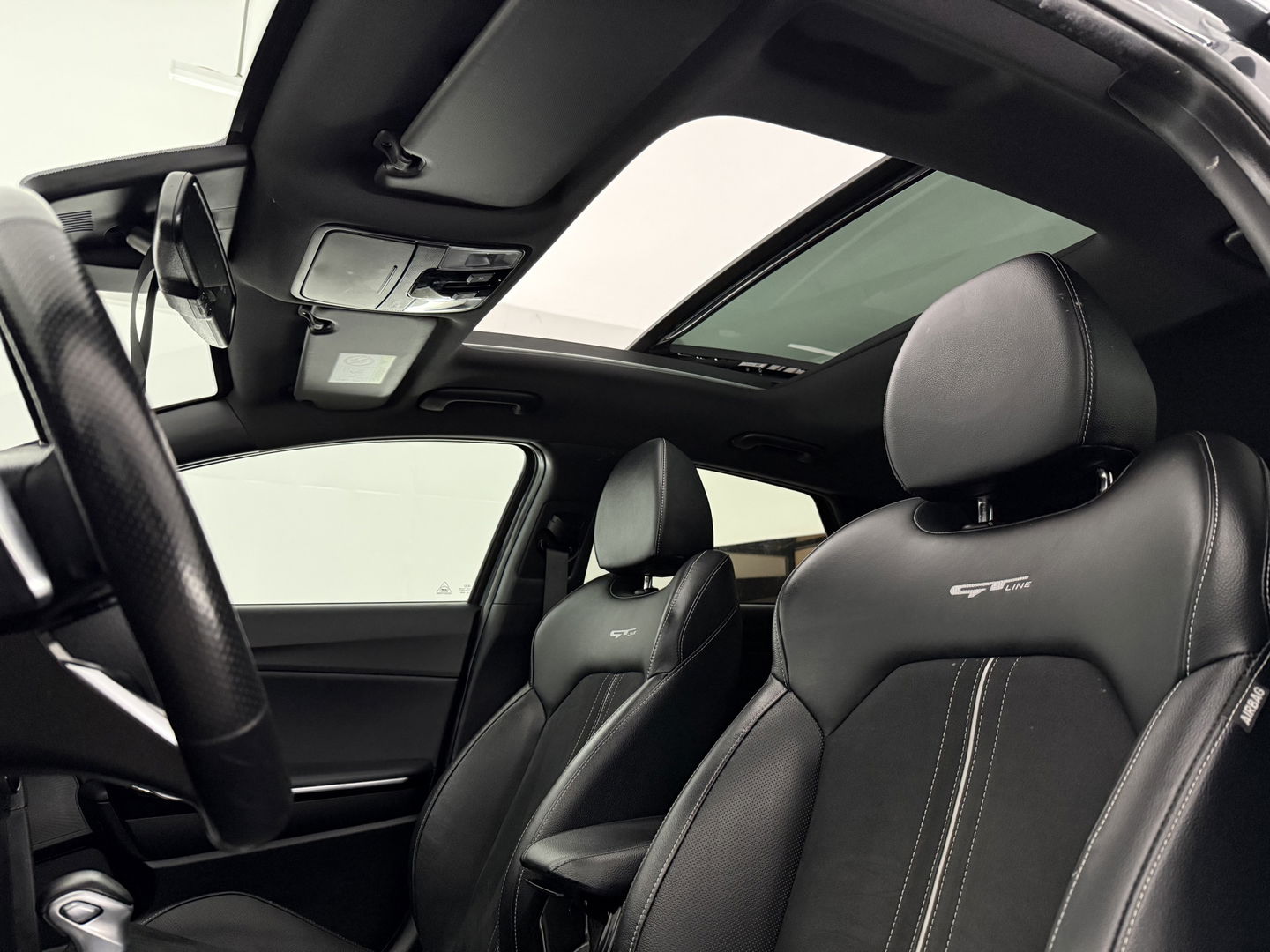 Kia ProCeed 1.4 T-GDI GT-Line | Pano | Camera | Stoel/Stuur verw. | Virtual | Adap. Cruise | Carplay | Keyless | NAP