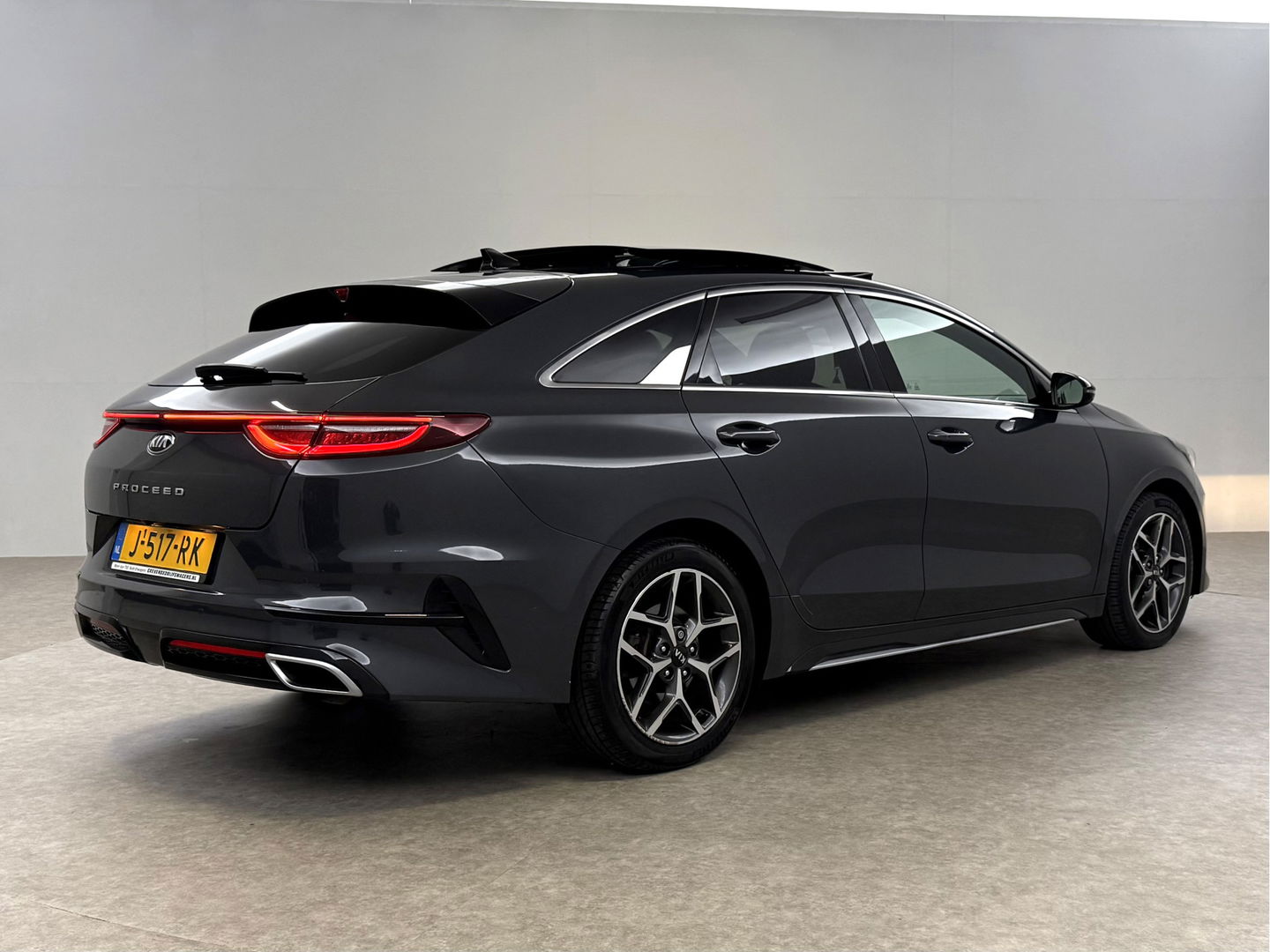 Kia ProCeed 1.4 T-GDI GT-Line | Pano | Camera | Stoel/Stuur verw. | Virtual | Adap. Cruise | Carplay | Keyless | NAP