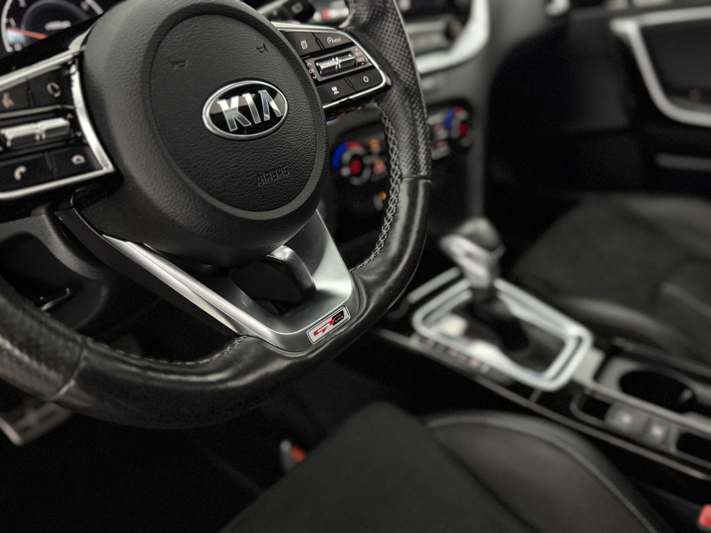 Kia ProCeed 1.4 T-GDI GT-Line | Pano | Camera | Stoel/Stuur verw. | Virtual | Adap. Cruise | Carplay | Keyless | NAP