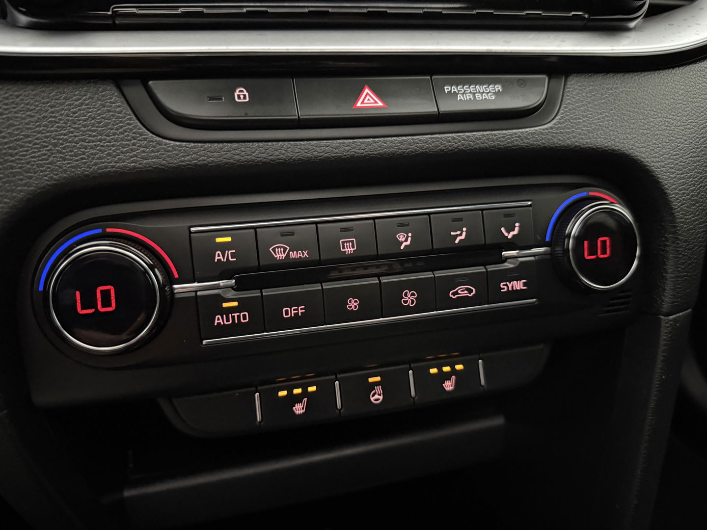 Kia ProCeed 1.4 T-GDI GT-Line | Pano | Camera | Stoel/Stuur verw. | Virtual | Adap. Cruise | Carplay | Keyless | NAP