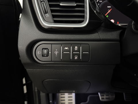 Kia ProCeed 1.4 T-GDI GT-Line | Pano | Camera | Stoel/Stuur verw. | Virtual | Adap. Cruise | Carplay | Keyless | NAP