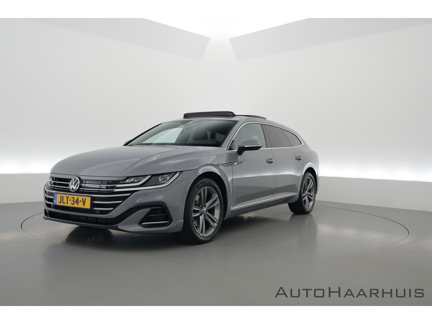 Volkswagen Arteon Shooting Brake 1.4 TSI eHybrid R-Line Business+ | Pano | HUD | 360cam | Massage | Elek. Trekhaak | Stoel- Stuurverw. | Adapt. Cruise
