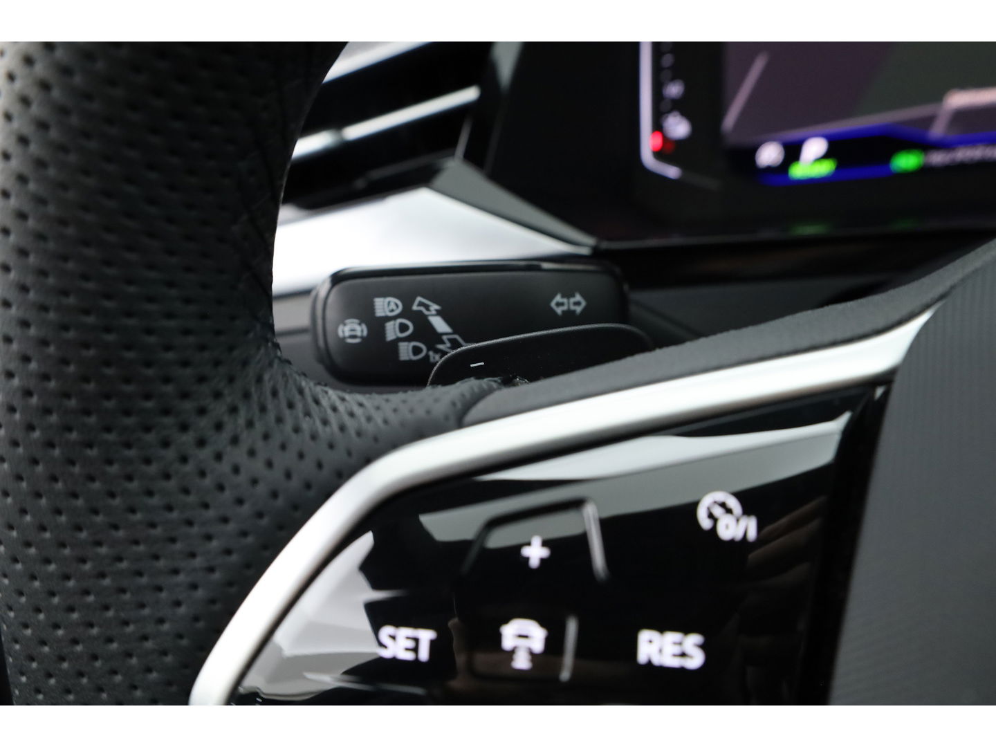 Volkswagen Arteon Shooting Brake 1.4 TSI eHybrid R-Line Business+ | Pano | HUD | 360cam | Massage | Elek. Trekhaak | Stoel- Stuurverw. | Adapt. Cruise