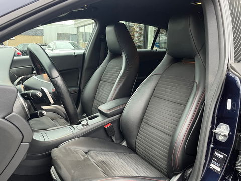 Mercedes-Benz CLA-Klasse Shooting Brake 180 AMG|NL-Auto|Camera|Carplay|Navi|Stoelverwarming|Cruise Control|122PK
