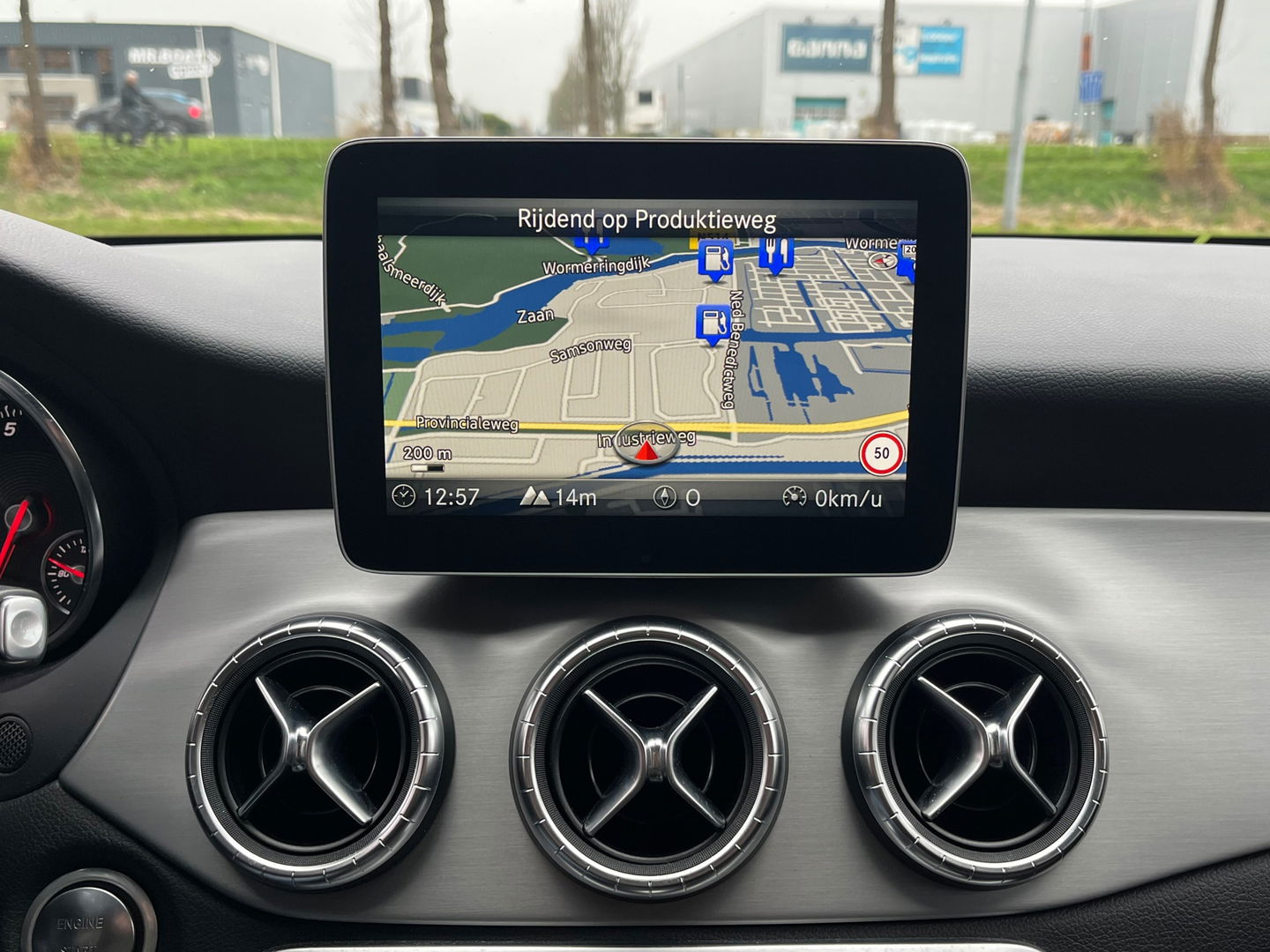 Mercedes-Benz CLA-Klasse Shooting Brake 180 AMG|NL-Auto|Camera|Carplay|Navi|Stoelverwarming|Cruise Control|122PK