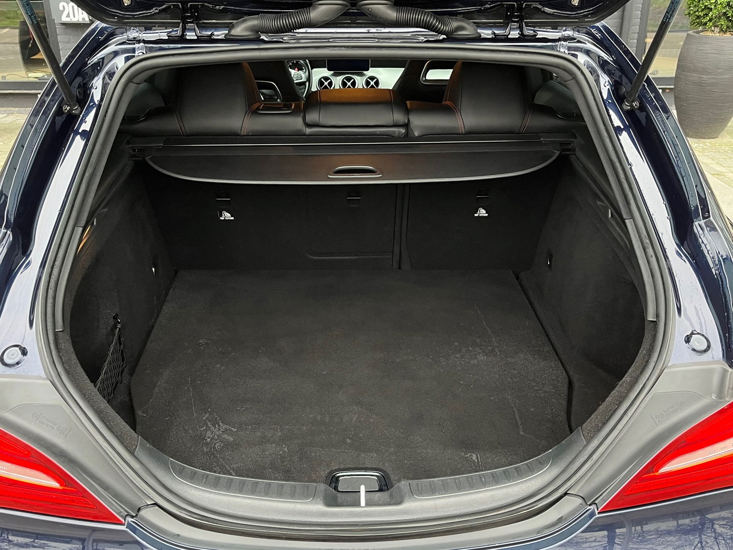 Mercedes-Benz CLA-Klasse Shooting Brake 180 AMG|NL-Auto|Camera|Carplay|Navi|Stoelverwarming|Cruise Control|122PK