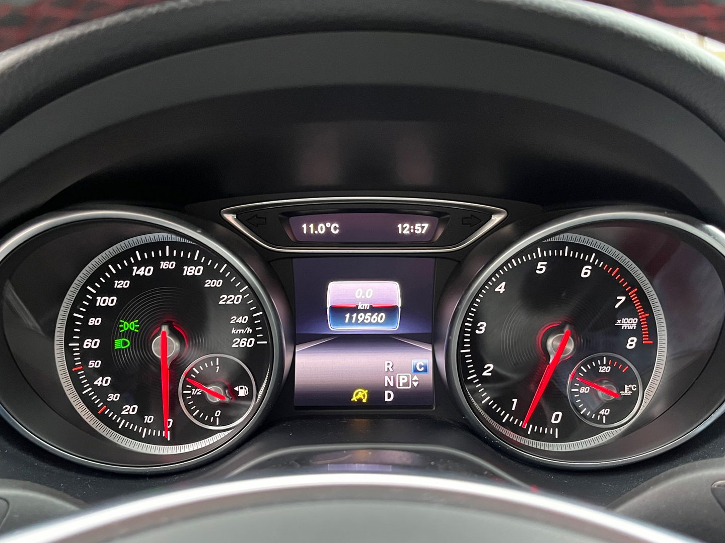 Mercedes-Benz CLA-Klasse Shooting Brake 180 AMG|NL-Auto|Camera|Carplay|Navi|Stoelverwarming|Cruise Control|122PK