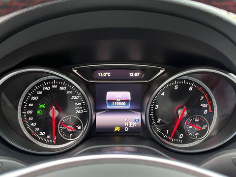 Mercedes-Benz CLA-Klasse Shooting Brake 180 AMG|NL-Auto|Camera|Carplay|Navi|Stoelverwarming|Cruise Control|122PK