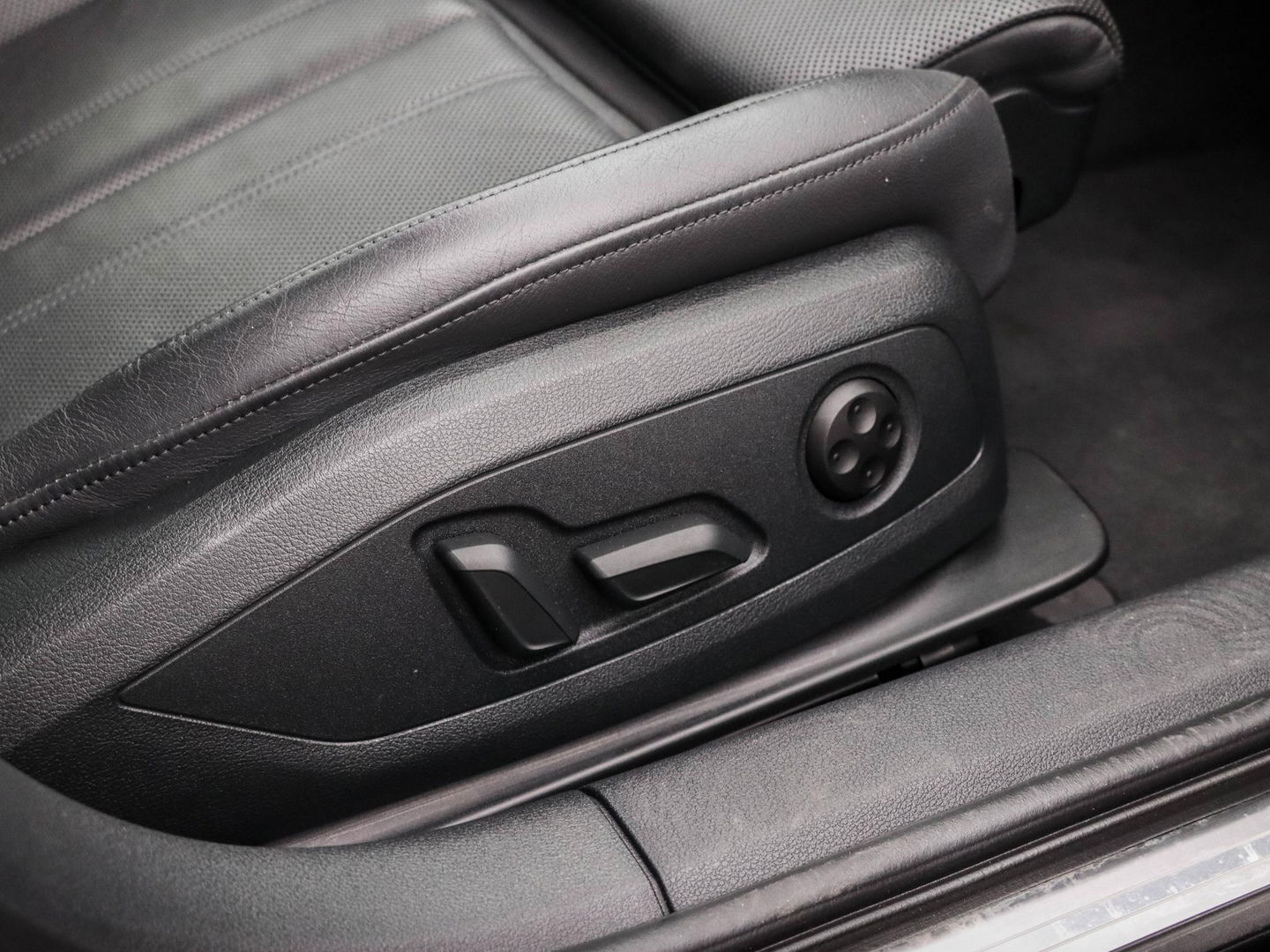 Audi RS4 Avant 2.9 TFSI Quattro Pano Stoelventilatie Bang&Olufsen