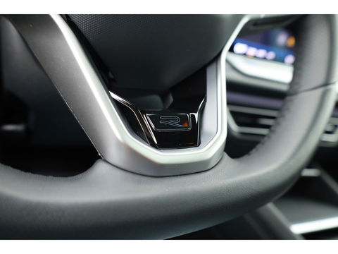 Volkswagen Tiguan 1.5 eHybrid R-Line 272pk | Pano | Leder | Elek. Stoelen | Stoelventi. | HUD | Massage | 360cam | Harman Kardon | 20''