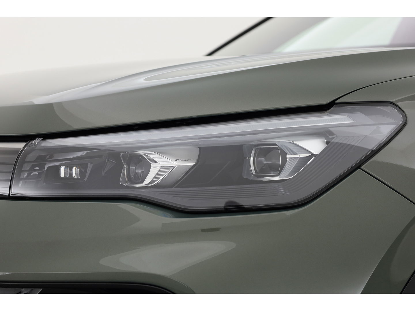 Volkswagen Tiguan 1.5 eHybrid R-Line 272pk | Pano | Leder | Elek. Stoelen | Stoelventi. | HUD | Massage | 360cam | Harman Kardon | 20''