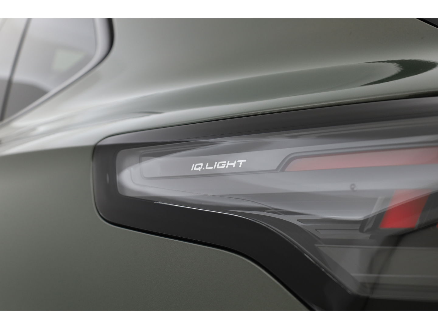 Volkswagen Tiguan 1.5 eHybrid R-Line Black Style 272pk | Pano | Leder | Elek. Stoelen | Stoelventi. | HUD | Massage | 360cam | Harman Kardon | 20''