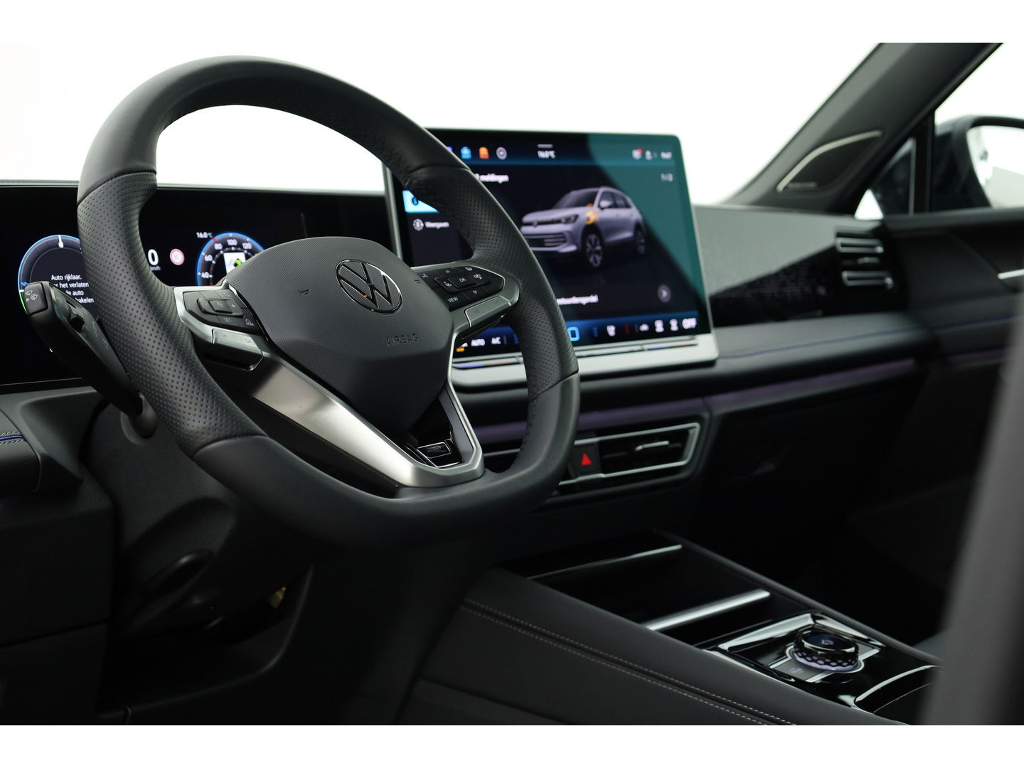 Volkswagen Tiguan 1.5 eHybrid R-Line 272pk | Pano | Leder | Elek. Stoelen | Stoelventi. | HUD | Massage | 360cam | Harman Kardon | 20''