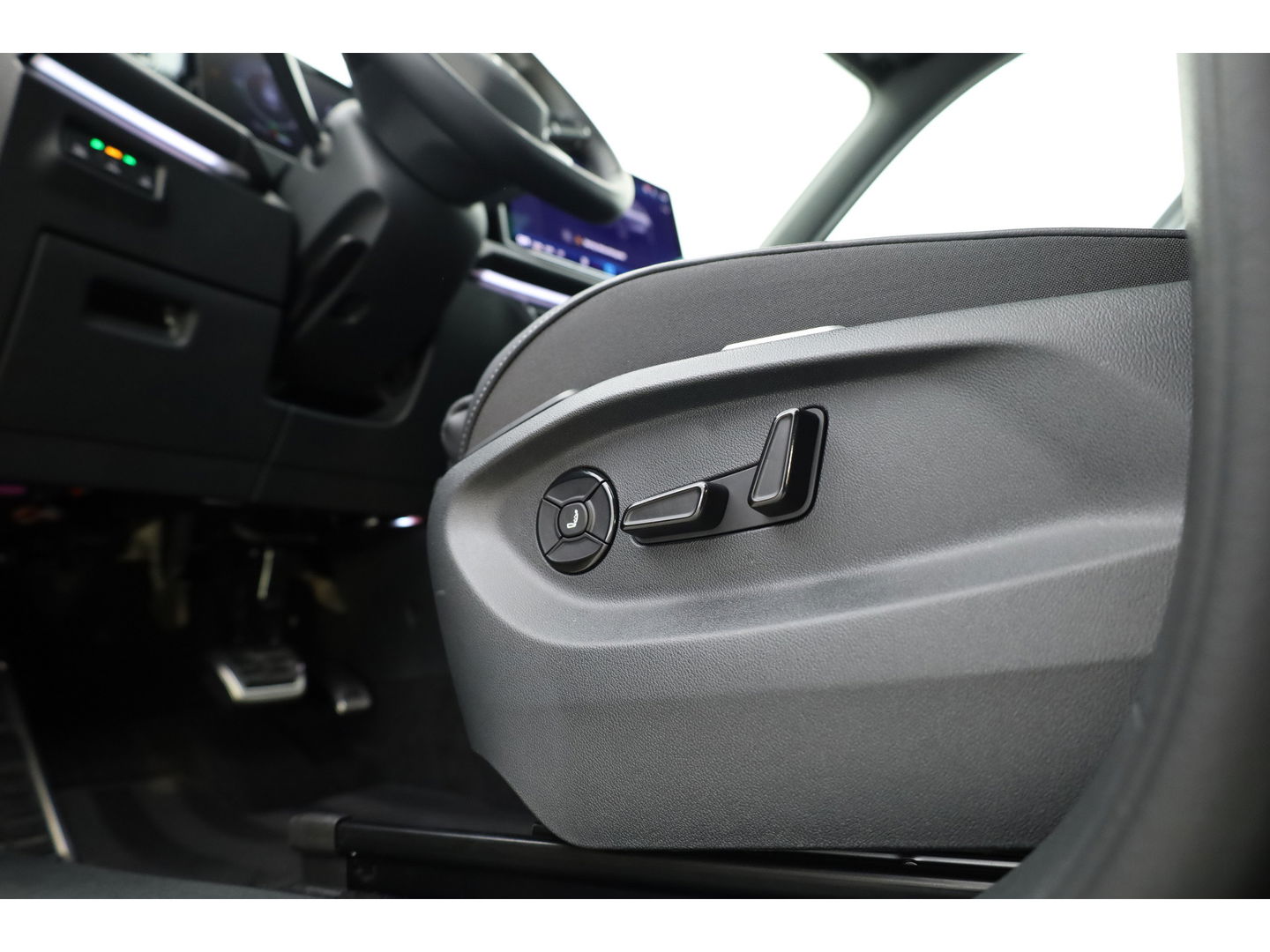 Volkswagen Tiguan 1.5 eHybrid R-Line 272pk | Pano | Leder | Elek. Stoelen | Stoelventi. | HUD | Massage | 360cam | Harman Kardon | 20''