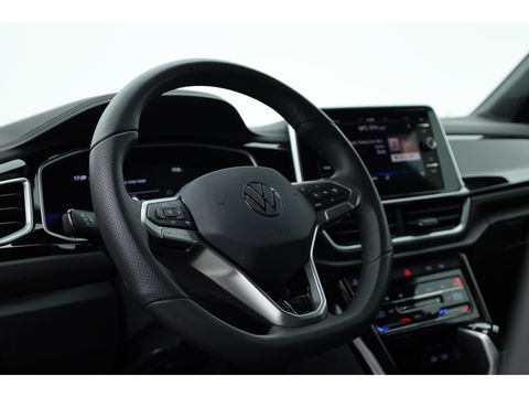 Volkswagen T-Roc 1.5 TSI R-Line DSG | IQ. Light | Afn. Trekhaak | Adapt. Cruise | Camera | Massage | Stoelverw. | CarPlay
