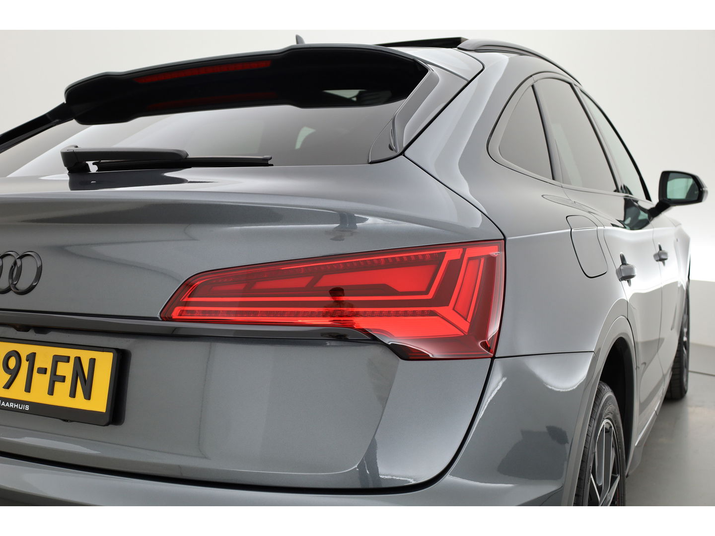 Audi Q5 Sportback 50 TFSI e S edition | Pano | Matrix LED | Adapt. Cruise | Camera | 20'' | Elek. Trekhaak | Apple CarPlay