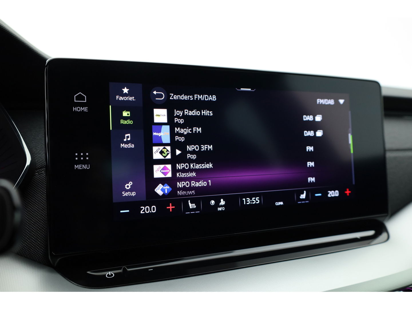 Škoda Octavia Combi 2.0 TDI | Elek. Trekhaak | Navi by App | Camera | LED | 18'' | Adapt. Cruise |