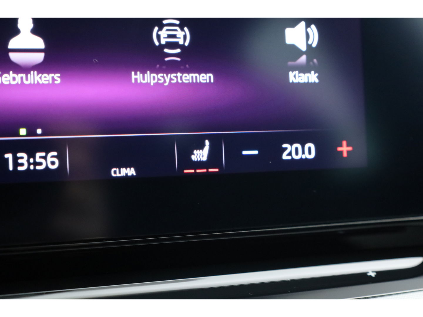 Škoda Octavia Combi 2.0 TDI | Elek. Trekhaak | Navi by App | Camera | LED | 18'' | Adapt. Cruise |