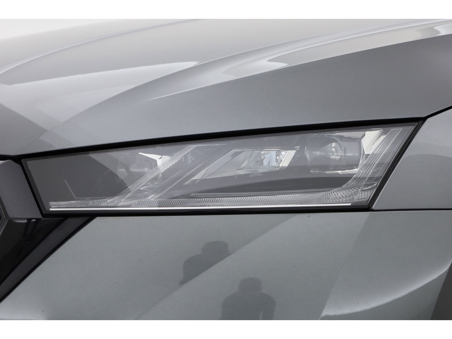 Škoda Octavia Combi 2.0 TDI | Elek. Trekhaak | Navi by App | Camera | LED | 18'' | Adapt. Cruise |