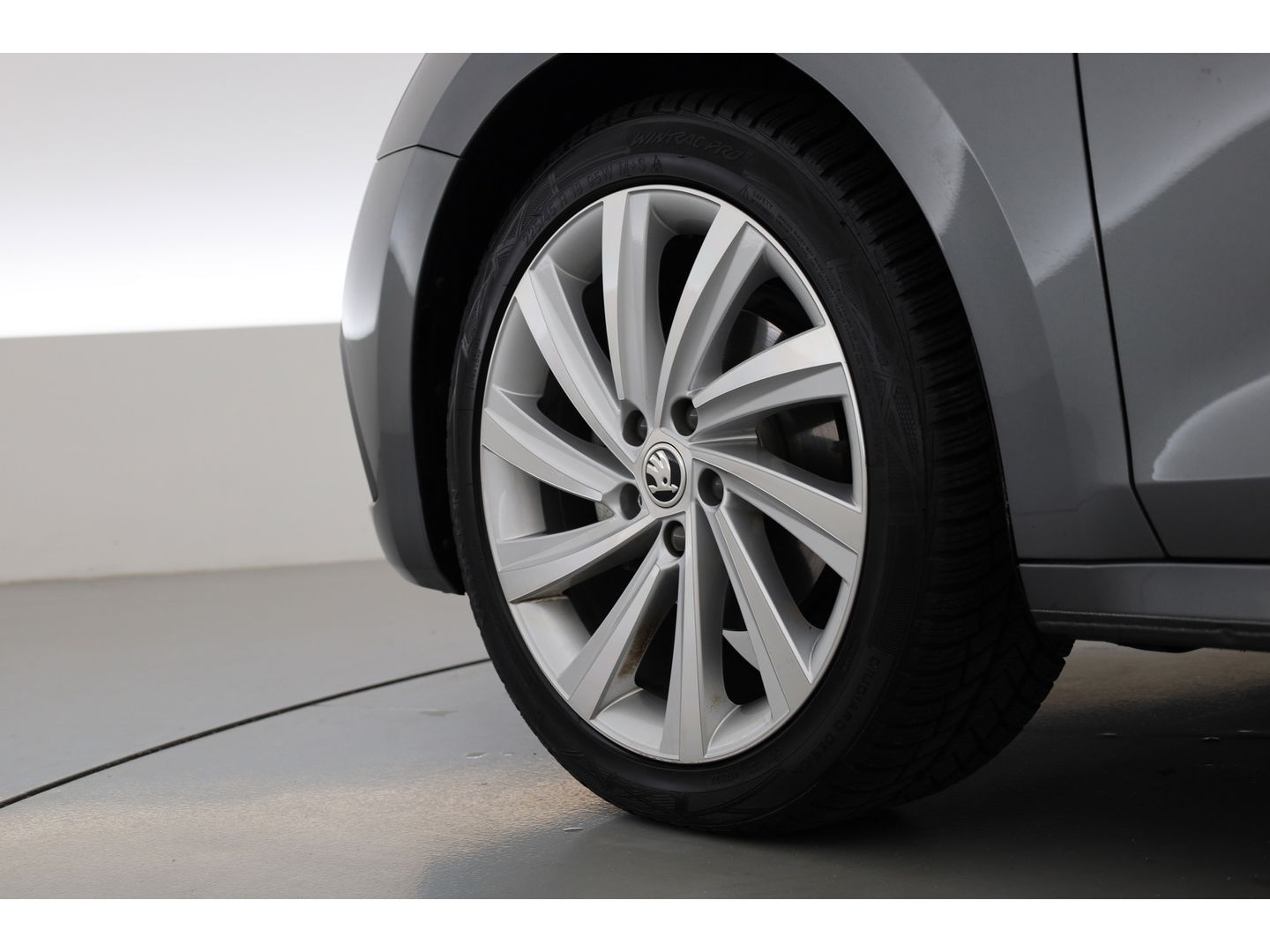 Škoda Octavia Combi 2.0 TDI | Elek. Trekhaak | Navi by App | Camera | LED | 18'' | Adapt. Cruise |