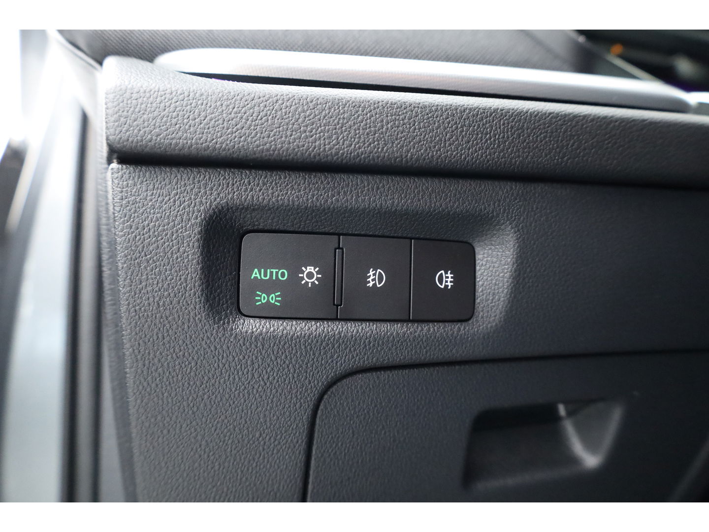 Škoda Octavia Combi 2.0 TDI | Elek. Trekhaak | Navi by App | Camera | LED | 18'' | Adapt. Cruise |