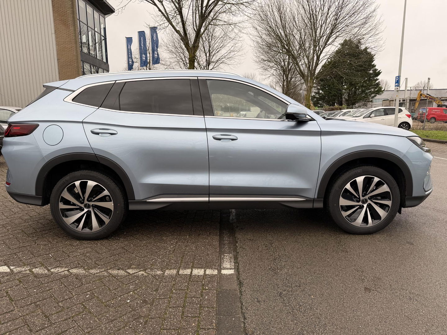 BYD SEAL U 1.5 T DM-i Comfort 291pk 125km elektrisch 26,6kwh