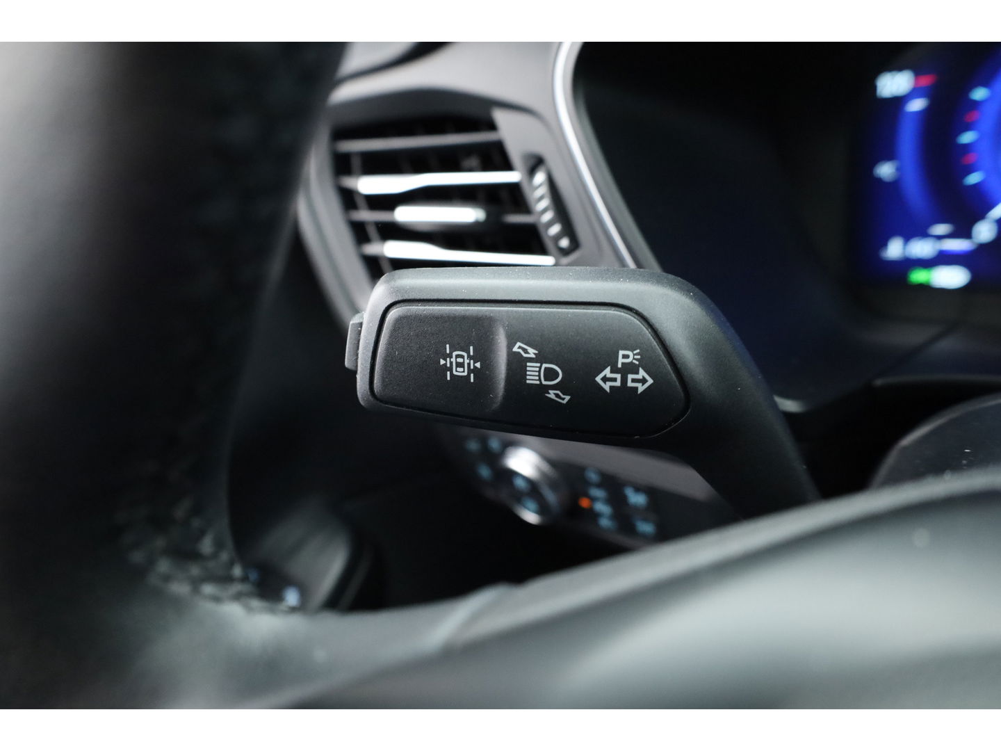 Ford Kuga 2.5 PHEV Titanium X | Pano | HUD | Elek. Trekhaak | B&O Audio | Winter Pack | 20'' | Camera