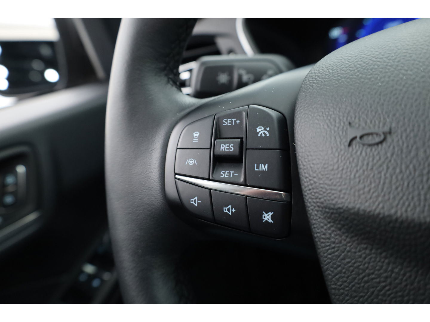 Ford Kuga 2.5 PHEV Titanium X | Pano | HUD | Elek. Trekhaak | B&O Audio | Winter Pack | 20'' | Camera