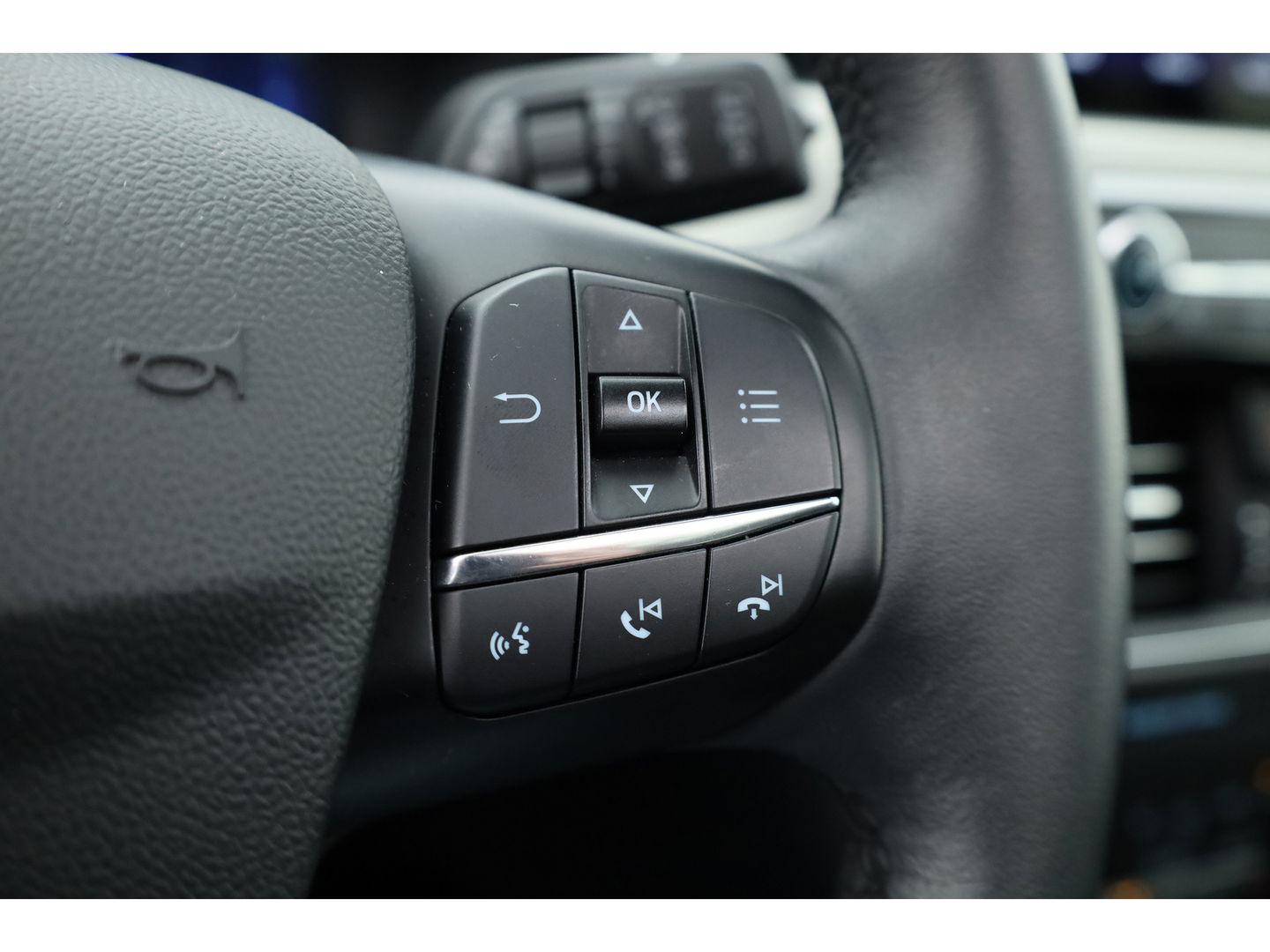 Ford Kuga 2.5 PHEV Titanium X | Pano | HUD | Elek. Trekhaak | B&O Audio | Winter Pack | 20'' | Camera