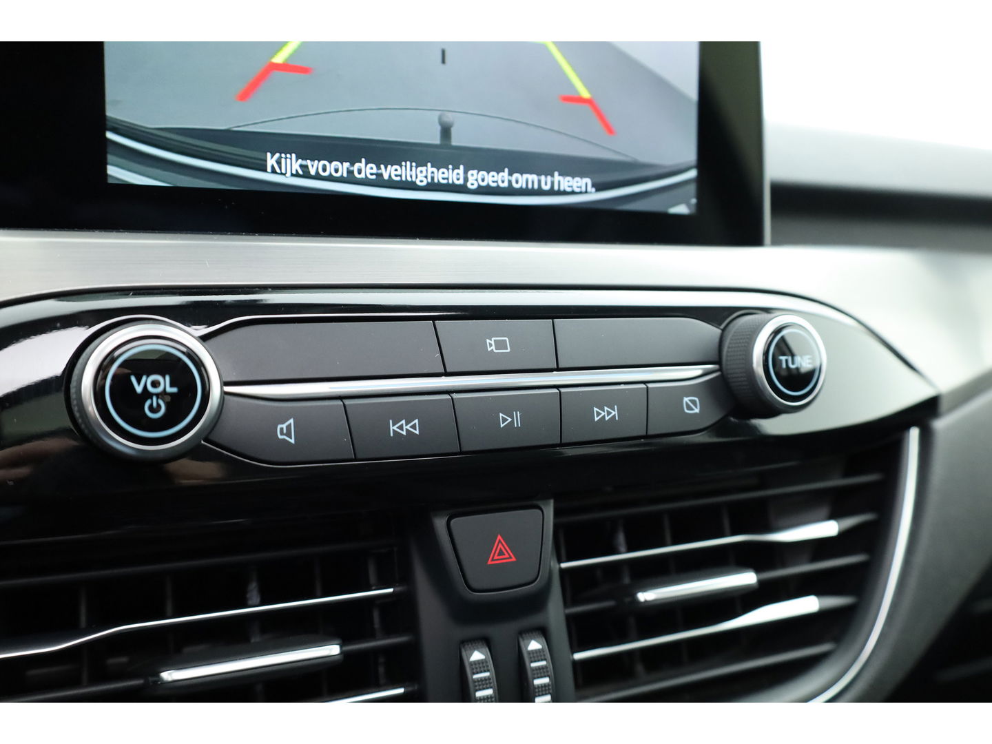 Ford Kuga 2.5 PHEV Titanium X | Pano | HUD | Elek. Trekhaak | B&O Audio | Winter Pack | 20'' | Camera