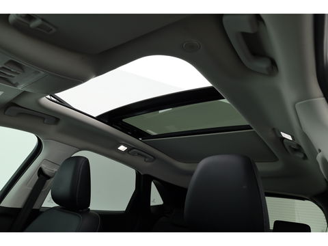 Ford Kuga 2.5 PHEV Titanium X | Pano | HUD | Elek. Trekhaak | B&O Audio | Winter Pack | 20'' | Camera