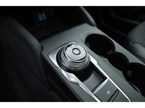 Ford Kuga 2.5 PHEV Titanium X | Pano | HUD | Elek. Trekhaak | B&O Audio | Winter Pack | 20'' | Camera