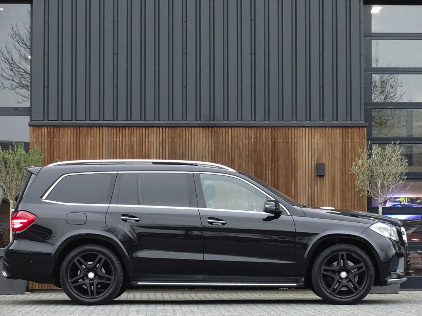 Mercedes-Benz GLS 400 AMG 4MATIC 334PK / Prestige Plus / 7-pers. VIP / LED