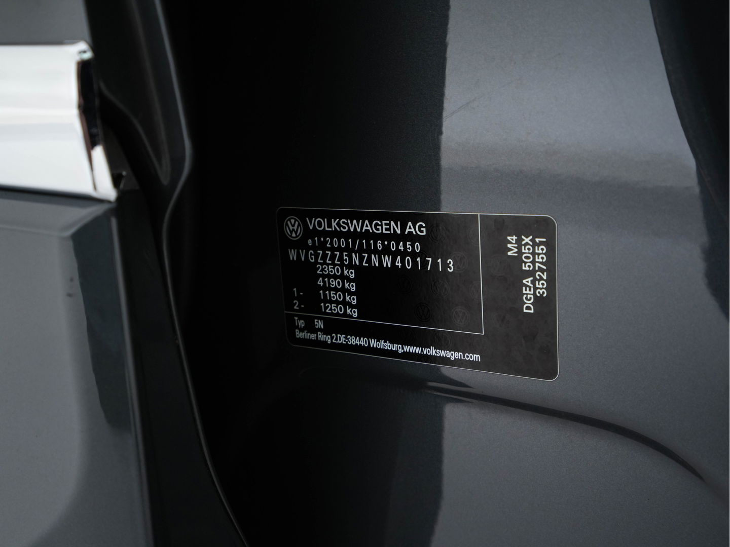 Volkswagen Tiguan 1.4 TSI R-Line Business+ (Plug-in) (INCL-BTW) Aut. *PANO | FULL-LED | ADAPTIVE-CRUISE | DIGI-COCKPIT | HEATED-COMFORTSEATS | NAV-FULLMAP | DAB+ | TOWBAR | PRIVACY-GLASS | ECC | PDC | 19''ALU