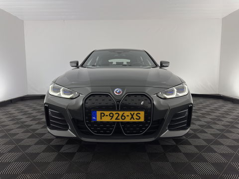 BMW i4 eDrive40 M-Sport High Executive 84 kWh (3-Fase) [SOH-97%] (INCL-BTW)  Aut *FULL-LEATHER | HEAD UP | FULL-LED | HARMAN/KARDON-AUDIO | ADAPTIVE-CRUISE |  ADAPTIVE-CRUISE | WIDESCREEN-COCKPIT | DAB+ | TOPVIEW | AMBIENT-LIGHT | CARPLAY | HEATED-SPORTSEA