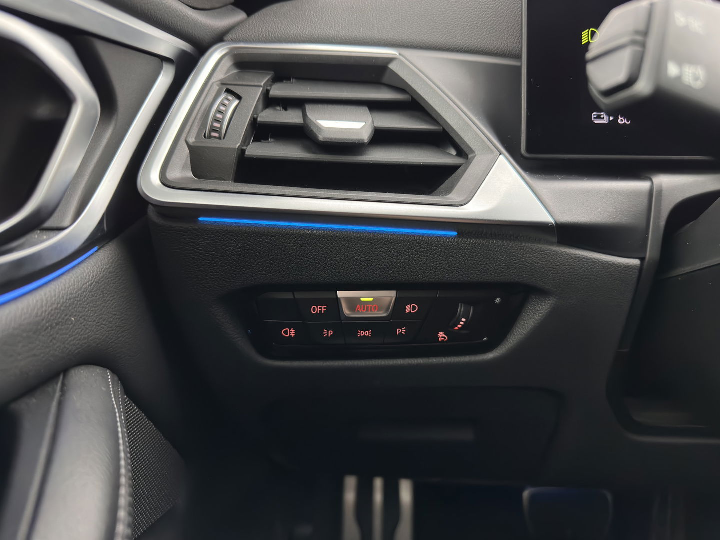 BMW i4 eDrive40 M-Sport High Executive 84 kWh (3-Fase) [SOH-97%] (INCL-BTW)  Aut *FULL-LEATHER | HEAD UP | FULL-LED | HARMAN/KARDON-AUDIO | ADAPTIVE-CRUISE |  ADAPTIVE-CRUISE | WIDESCREEN-COCKPIT | DAB+ | TOPVIEW | AMBIENT-LIGHT | CARPLAY | HEATED-SPORTSEA